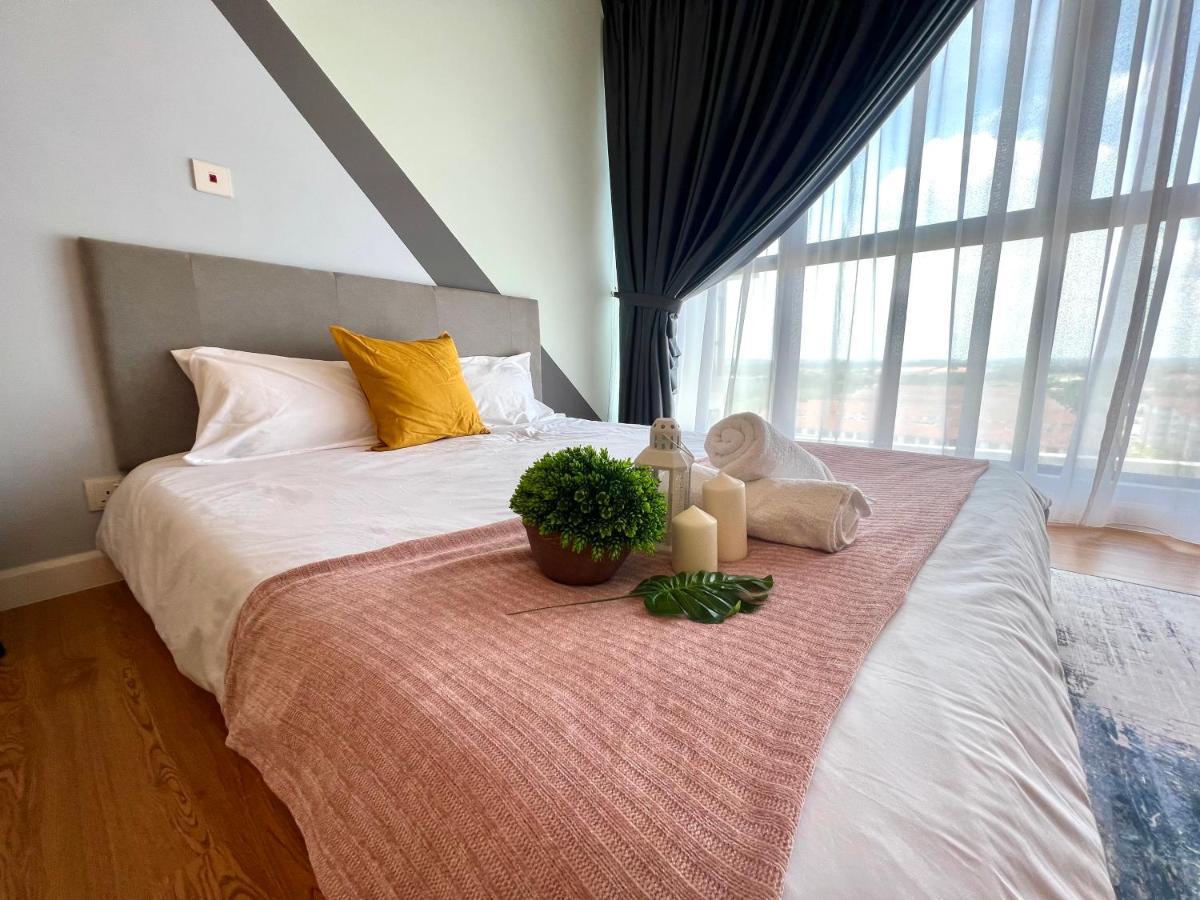 Free Parking # 2 Bed Family Bellsuite - Sepang Klia Kota Warisan Zewnętrze zdjęcie