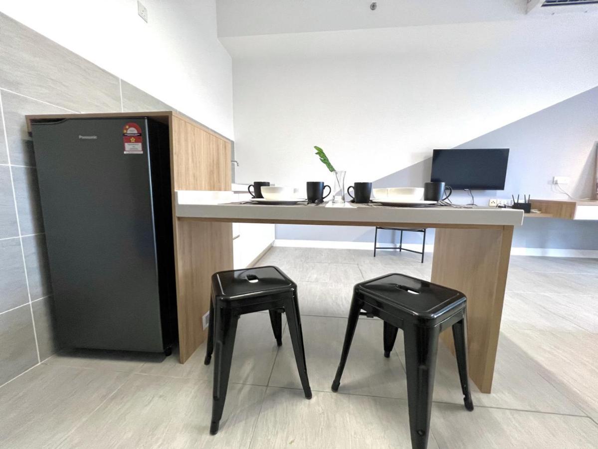 Free Parking # 2 Bed Family Bellsuite - Sepang Klia Kota Warisan Zewnętrze zdjęcie