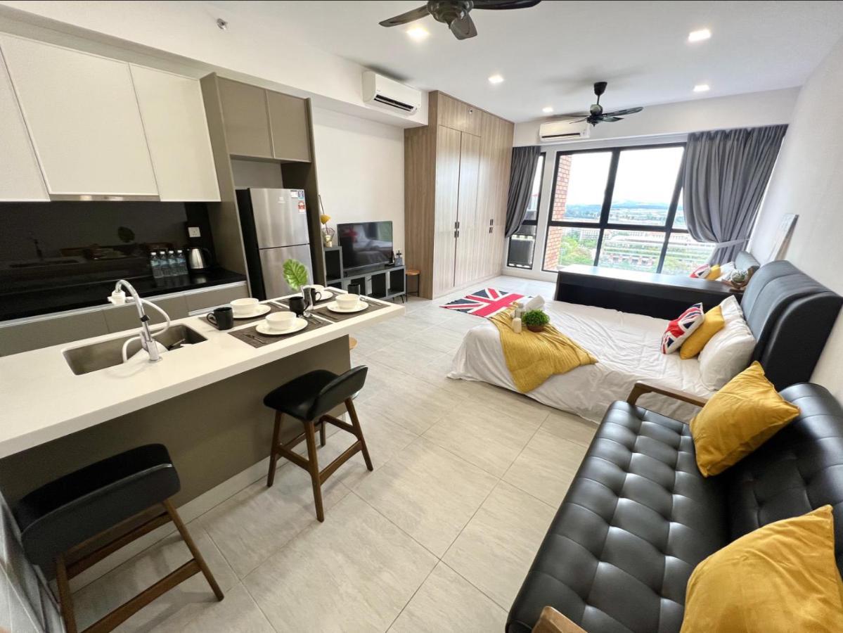 Free Parking # 2 Bed Family Bellsuite - Sepang Klia Kota Warisan Zewnętrze zdjęcie