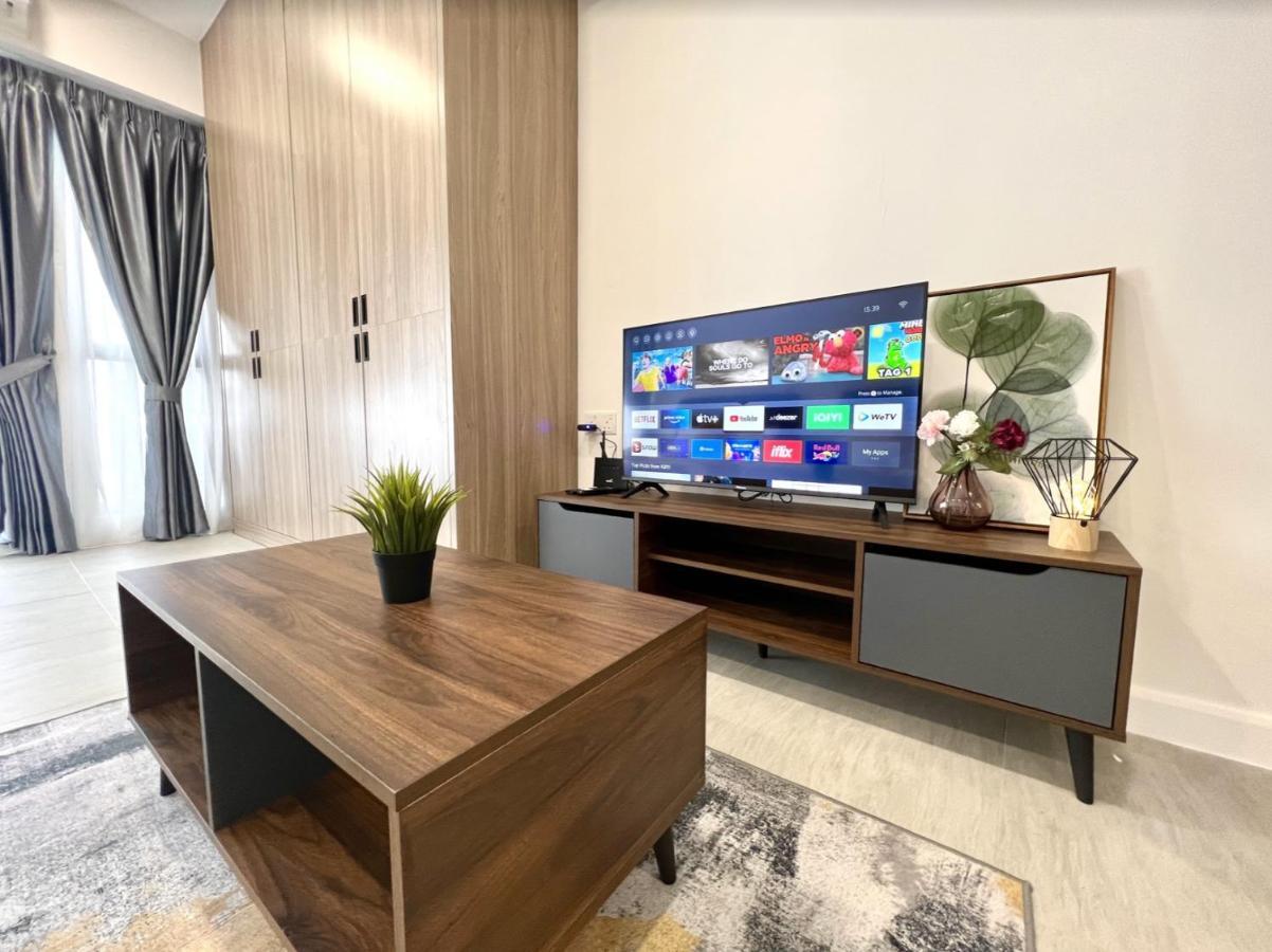 Free Parking # 2 Bed Family Bellsuite - Sepang Klia Kota Warisan Zewnętrze zdjęcie