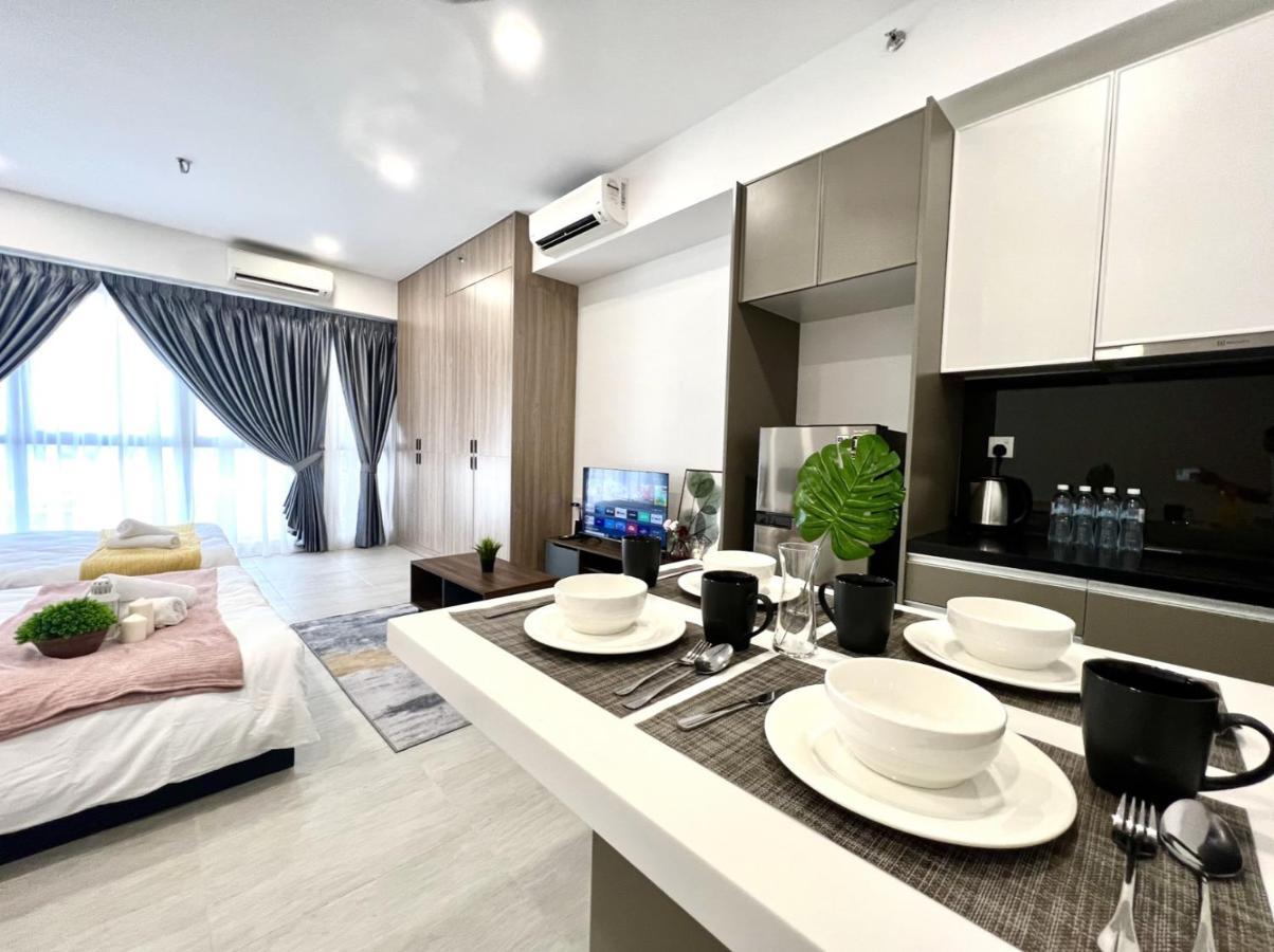 Free Parking # 2 Bed Family Bellsuite - Sepang Klia Kota Warisan Zewnętrze zdjęcie
